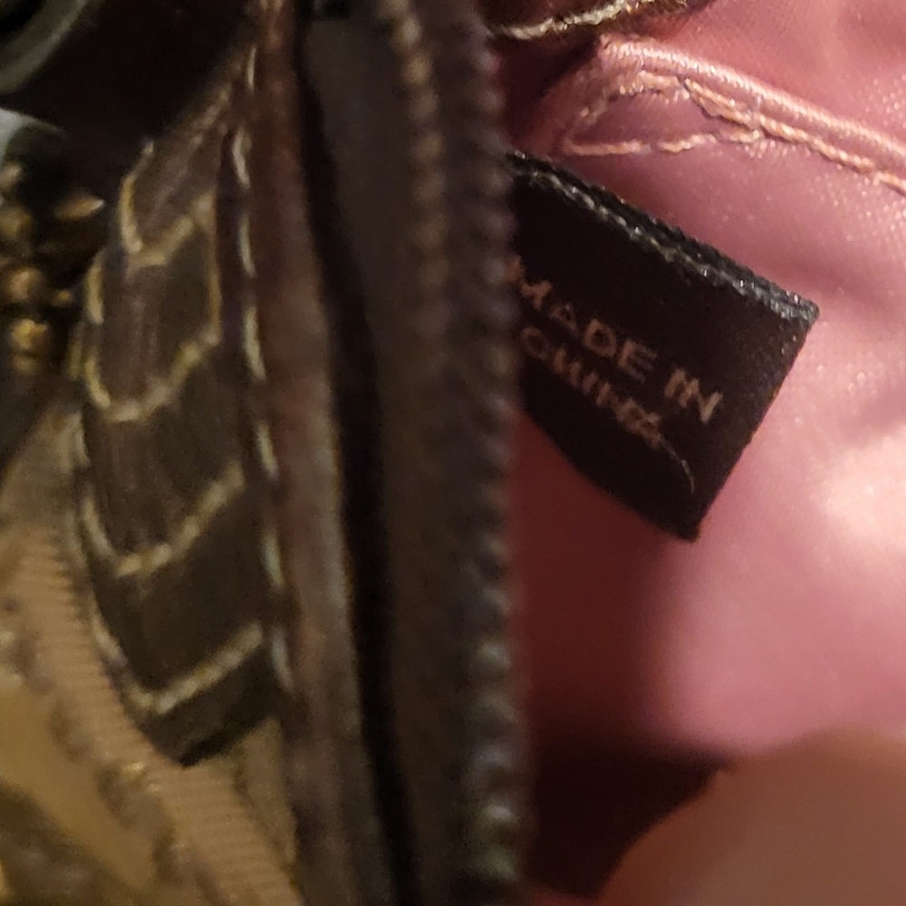 Coach Vintage Y2k Patchwork Wristlet - Picture 9 of 11